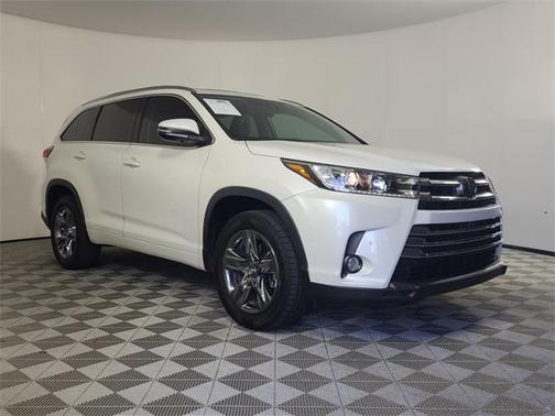 2018 Toyota Highlander Limited Platinum