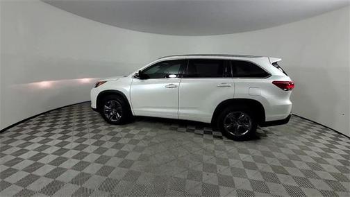2018 Toyota Highlander Limited Platinum
