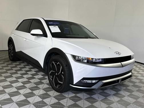 Atlas White 2024 Hyundai IONIQ 5 SEL