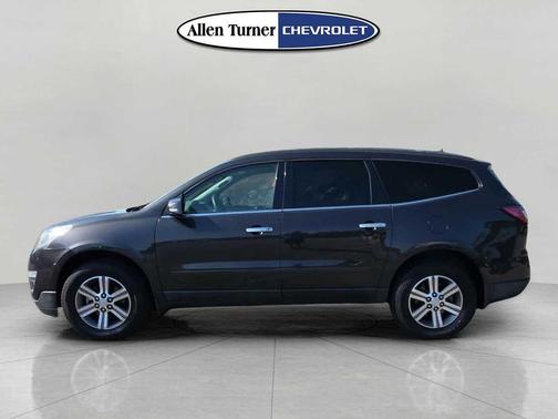 Tungsten Metallic 2017 Chevrolet Traverse 2LT