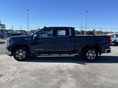 2023 GMC Sierra 1500 SLE