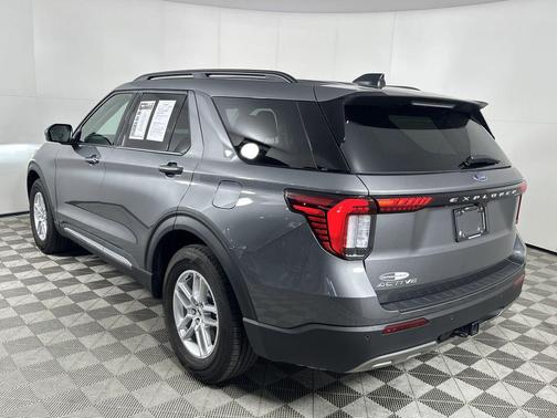 Carbonized Gray Metallic 2025 Ford Explorer Active