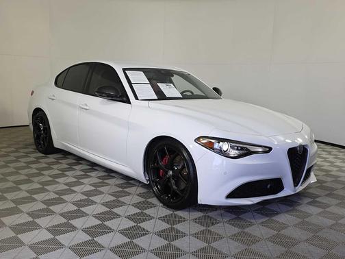 2020 Alfa Romeo Giulia Base