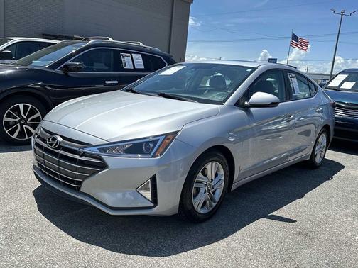 Stellar Silver 2020 Hyundai ELANTRA Value Edition