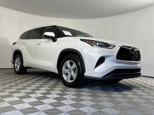 2021 Toyota Highlander L