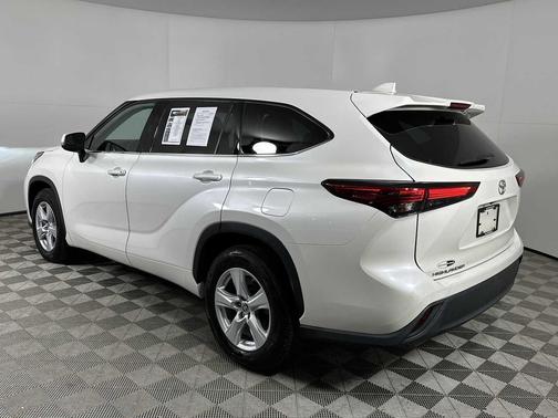 2021 Toyota Highlander L