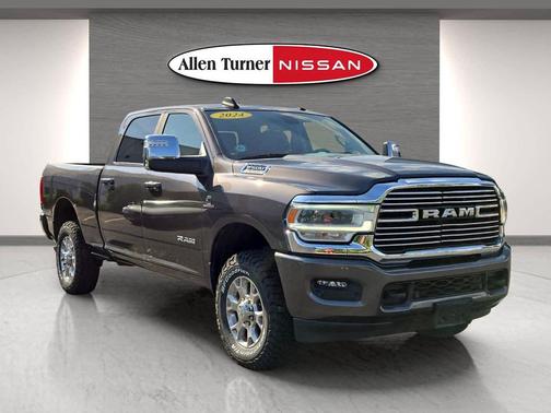 2024 RAM 2500 Laramie Crew Cab 4x4 6'4' Box