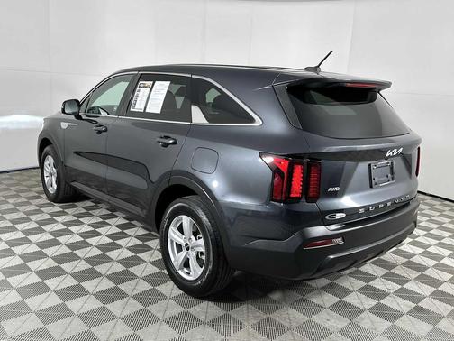 Gravity Grey 2022 Kia Sorento LX