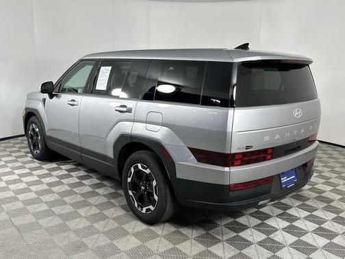 2025 Hyundai SANTA FE SE