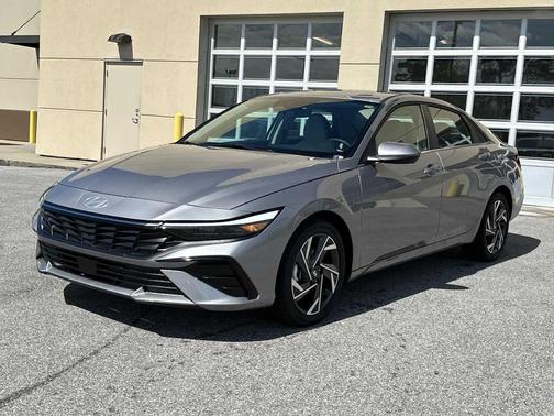 2026 Hyundai ELANTRA Limited