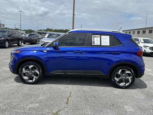 Intense Blue 2024 Hyundai VENUE SEL