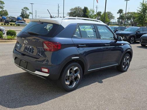 2025 Hyundai VENUE Limited