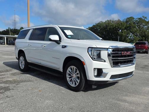 2021 GMC Yukon XL SLT