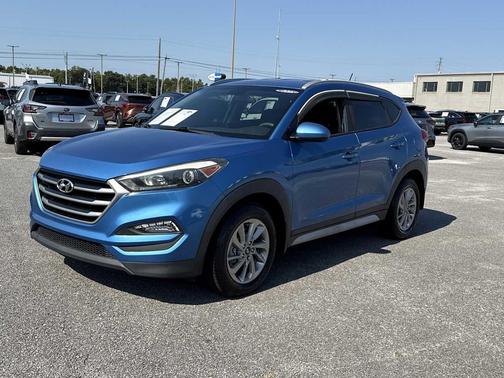 2017 Hyundai TUCSON SE