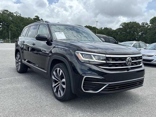 Deep Black Pearl 2022 Volkswagen Atlas 3.6L SEL Premium