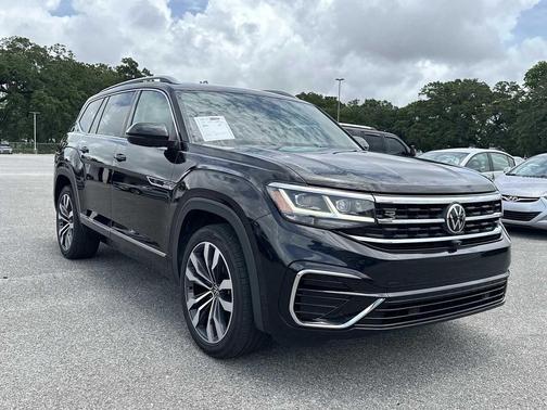 Deep Black Pearl 2022 Volkswagen Atlas 3.6L SEL Premium