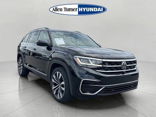 Deep Black Pearl 2022 Volkswagen Atlas 3.6L SEL Premium