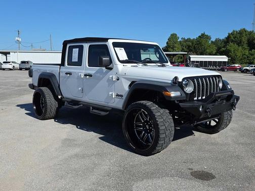 2020 Jeep Gladiator Sport S