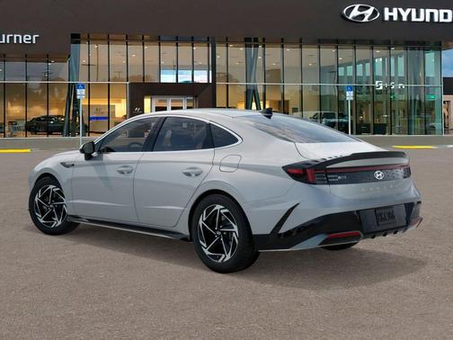 2026 Hyundai SONATA SEL