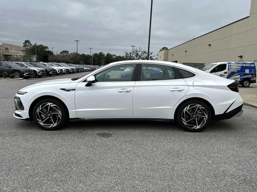 2026 Hyundai SONATA SEL