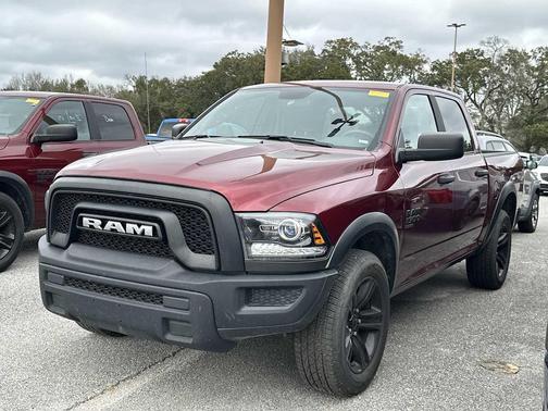 2024 RAM 1500 Classic Warlock Crew Cab 4x4 5'7' Box