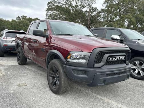 2024 RAM 1500 Classic Warlock Crew Cab 4x4 5'7' Box