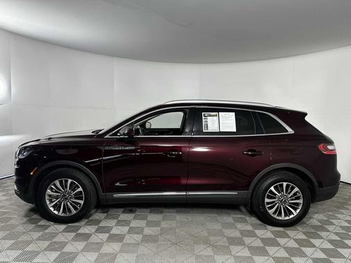 2022 Lincoln Nautilus Reserve