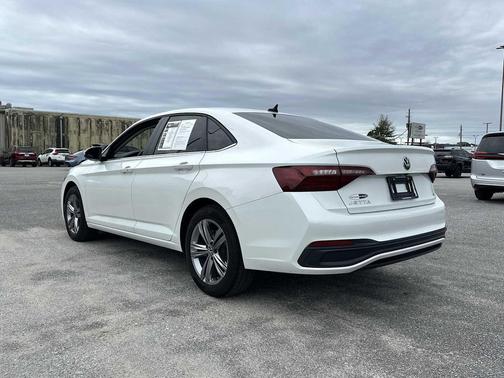 2022 Volkswagen Jetta 1.5T SE