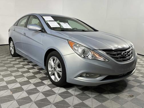 2011 Hyundai SONATA Ltd