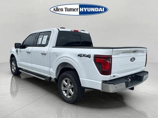 Oxford White 2024 Ford F-150 XLT