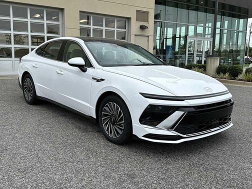 Serenity White 2026 Hyundai SONATA Hybrid SE