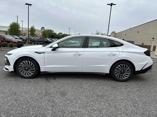 Serenity White 2026 Hyundai SONATA Hybrid SE