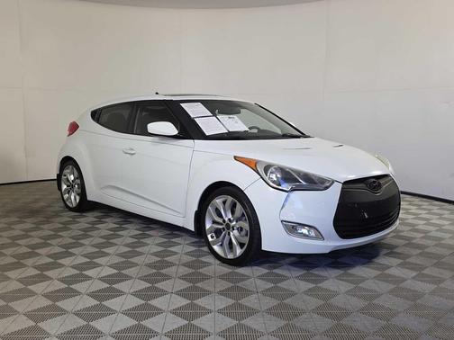 2013 Hyundai Veloster Base