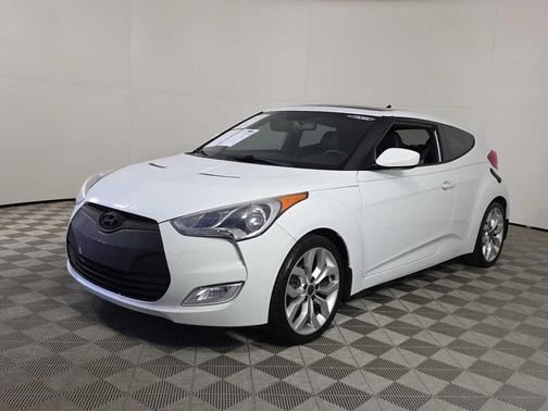 2013 Hyundai Veloster Base