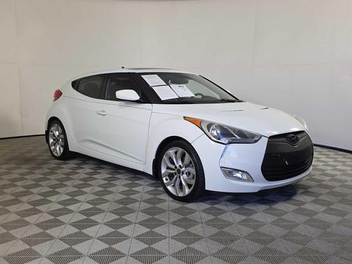 2013 Hyundai Veloster Base
