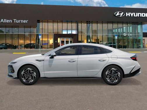 2026 Hyundai SONATA SEL