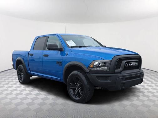 2024 RAM 1500 Classic Warlock Crew Cab 4x4 5'7' Box