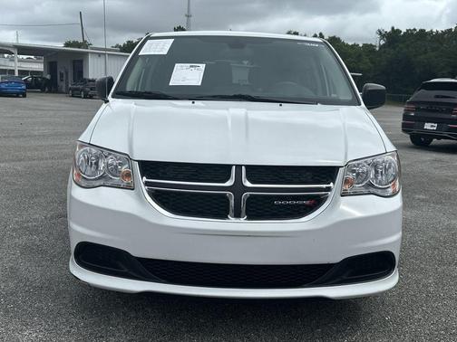 White Knuckle Clearcoat 2019 Dodge Grand Caravan SE