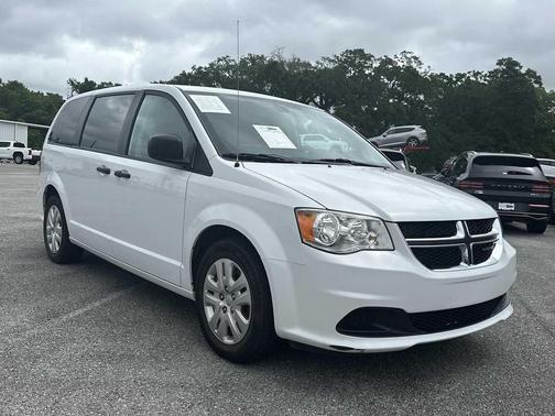 White Knuckle Clearcoat 2019 Dodge Grand Caravan SE