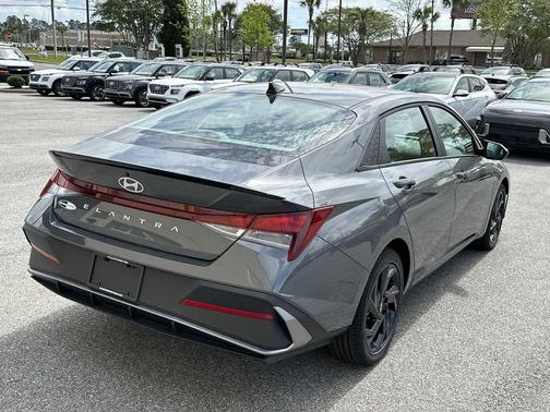 Ecotronic Gray 2026 Hyundai ELANTRA Sport