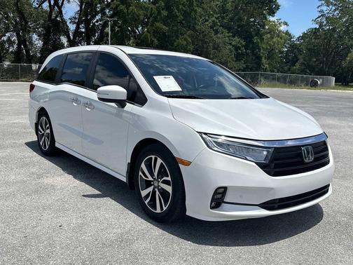Platinum White Pearl 2021 Honda Odyssey Touring