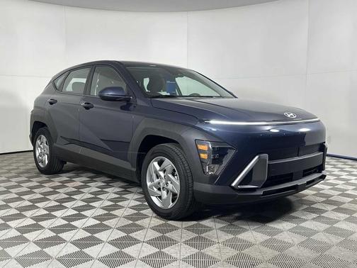 2025 Hyundai KONA SE
