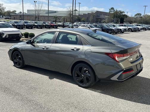 2026 Hyundai ELANTRA Sport