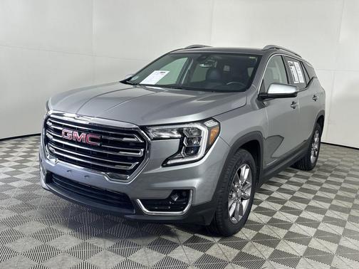 Sterling Metallic 2024 GMC Terrain SLT