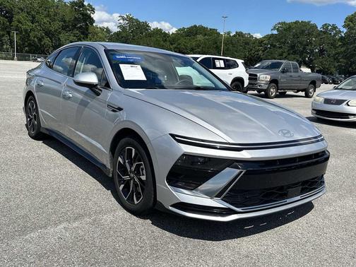 Aero Silver 2024 Hyundai SONATA SEL