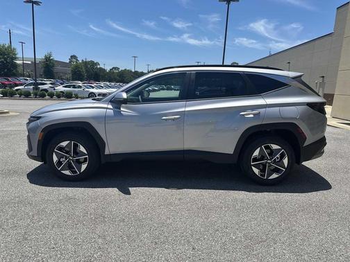 Shimmering Silver 2026 Hyundai TUCSON Hybrid SEL Convenience