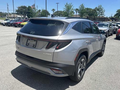 Shimmering Silver 2026 Hyundai TUCSON Hybrid SEL Convenience