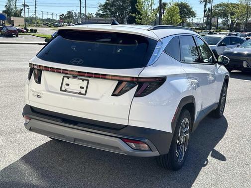 Serenity White Pearl 2026 Hyundai TUCSON Limited