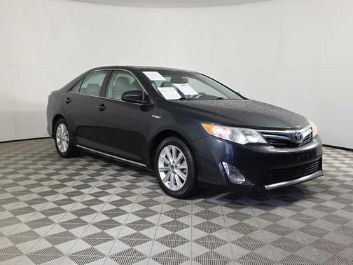 2014 Toyota Camry Hybrid XLE
