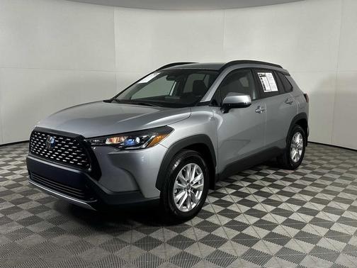 2023 Toyota Corolla Cross LE